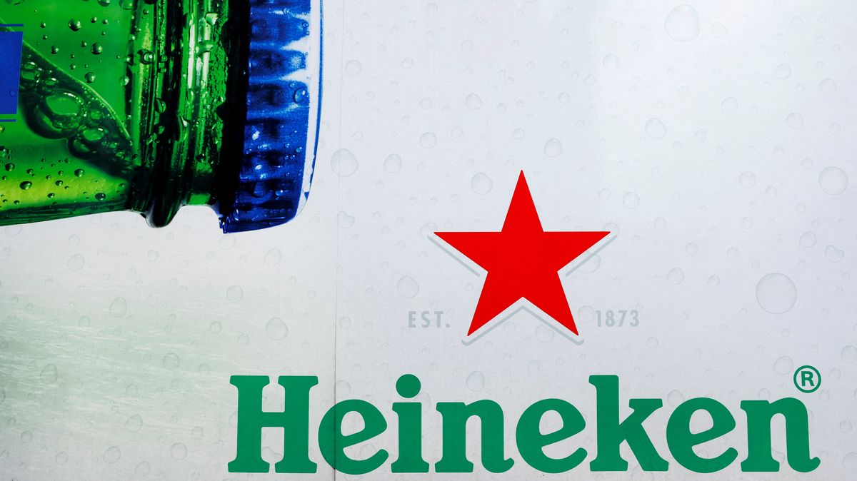 Heineken se úplně stáhl z Ruska, byznys tam prodal za euro